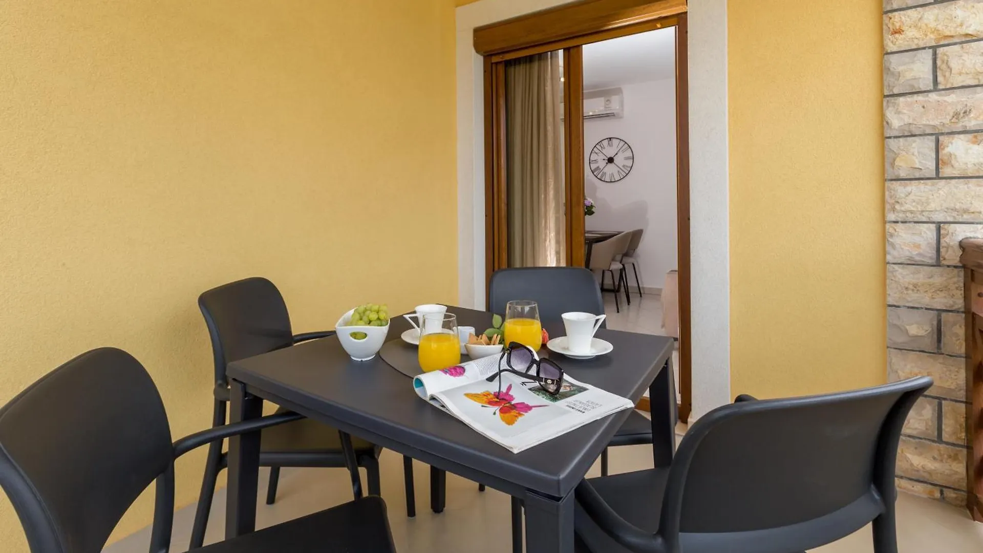 Apartments Bellissima Funtana 0*,  Croatia