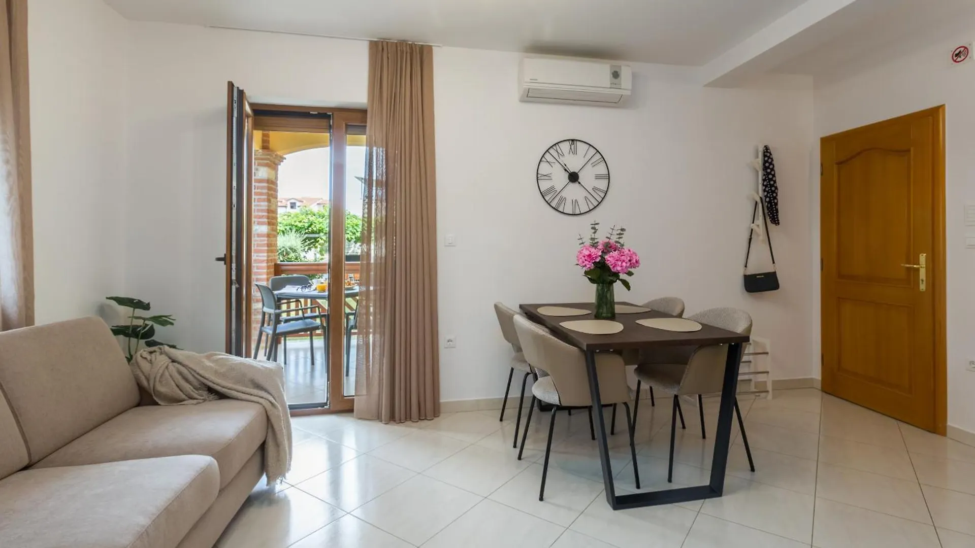 Apartments Bellissima Funtana Croatia